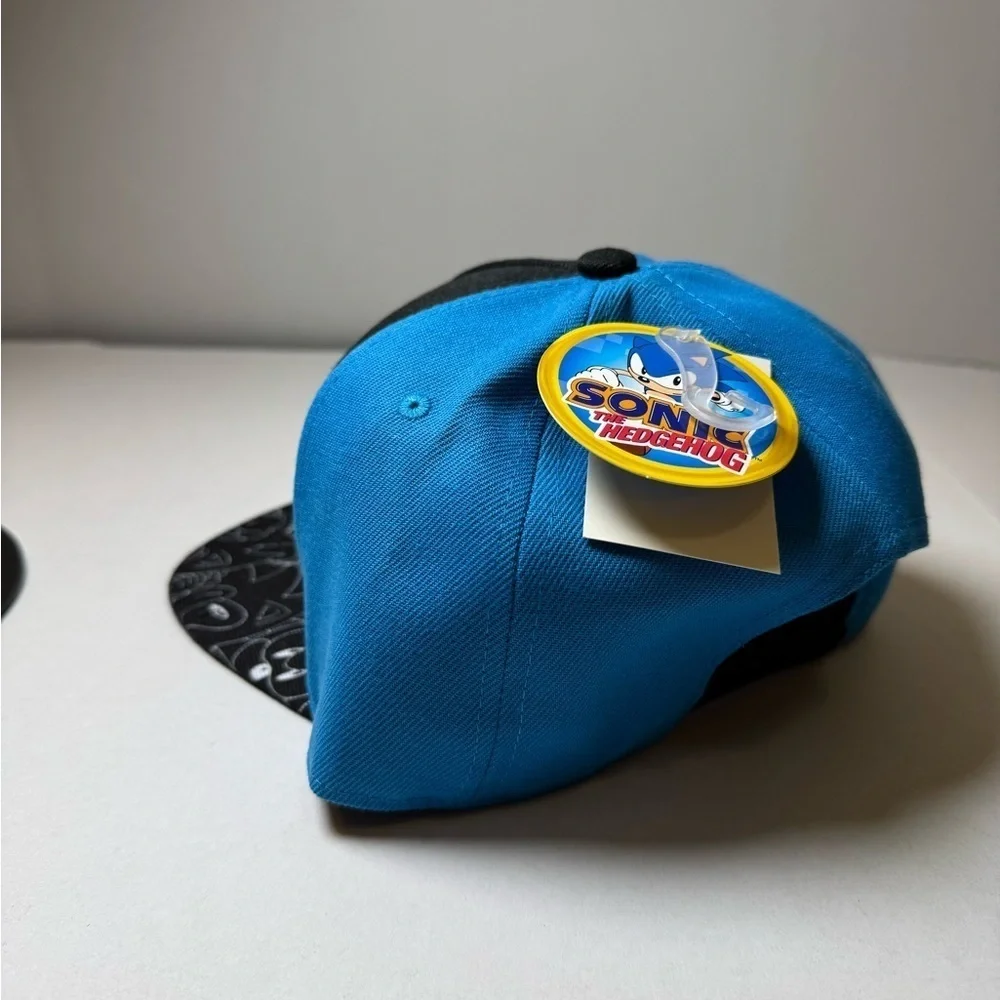 Sonic the Hedgehog Baseball Cap, Adjustable Snapback Hat with Flat Brim, Black